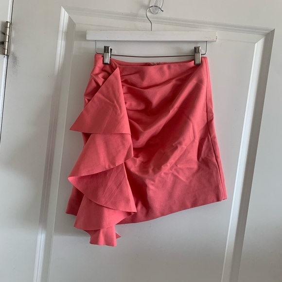 Revolve Elliatt Glasshouse Skirt - Picture 3 of 8